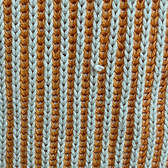 Belle by Kim Gravel Cuffed two-tone pullover sweater - Picture 2 of 10